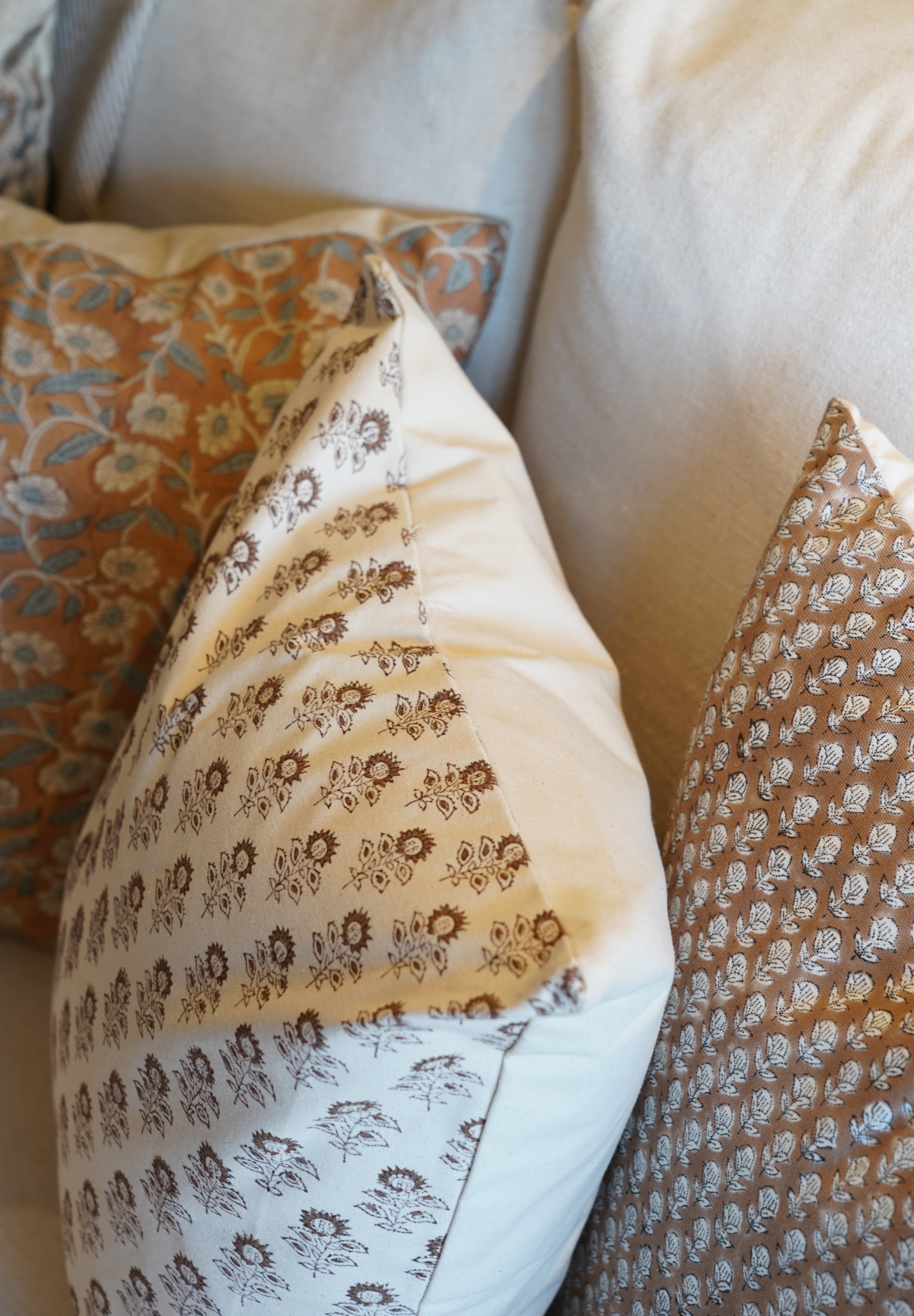 Eliza Cushion Cover