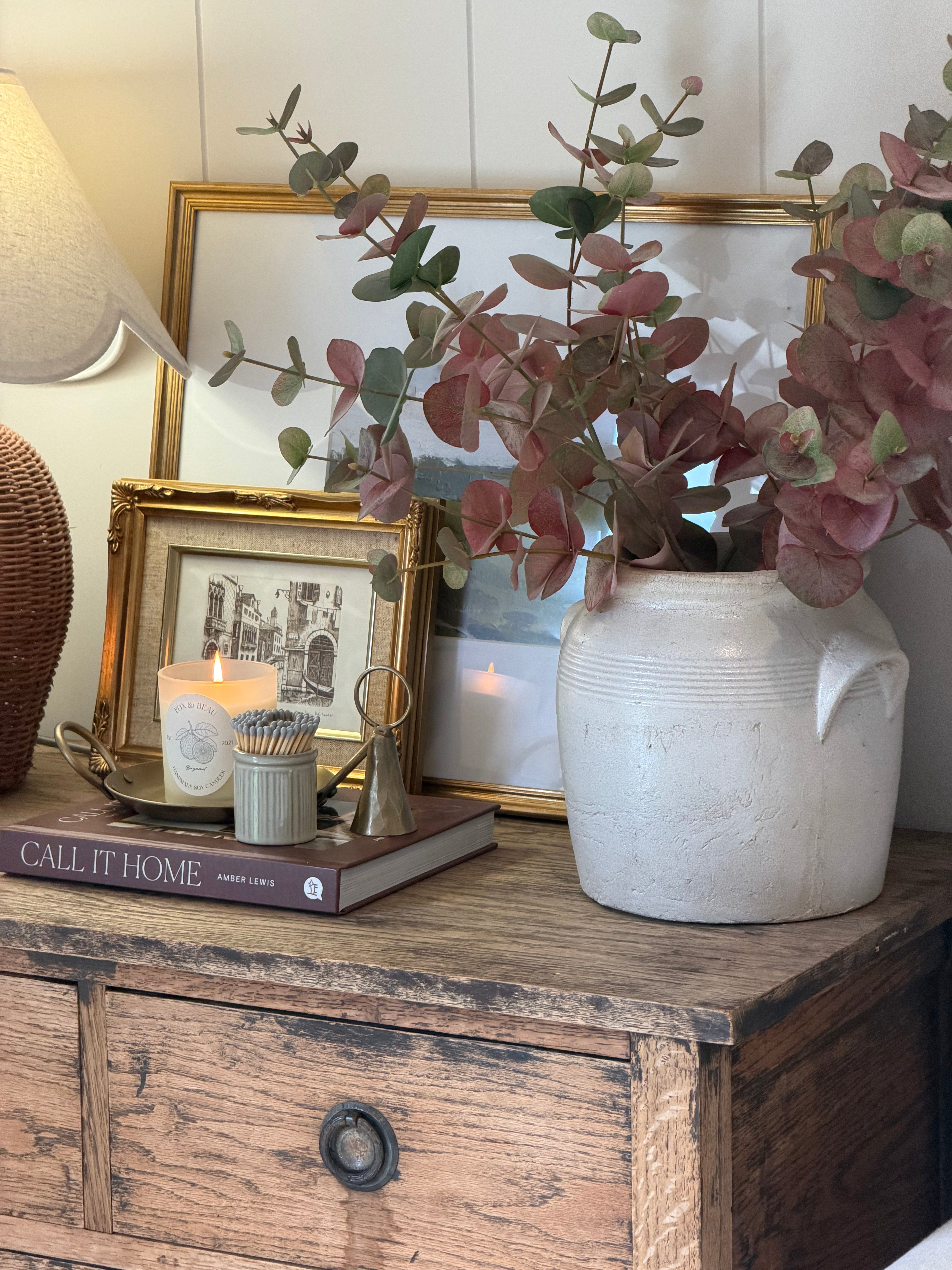 Medium Urn With Handles